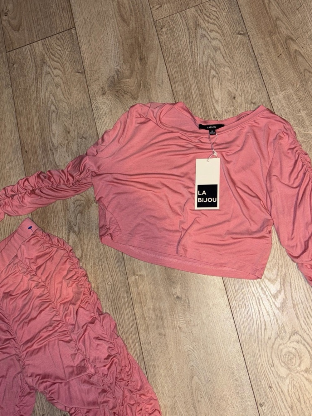 Pink Ruched Long-Sleeve Crop Top - Women's